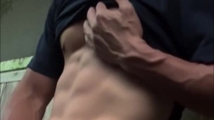 29 素手では足りずに「布」でも扱く!働く男の凄まじい性欲が寸止めオナニーをついに苦行の領域へ…